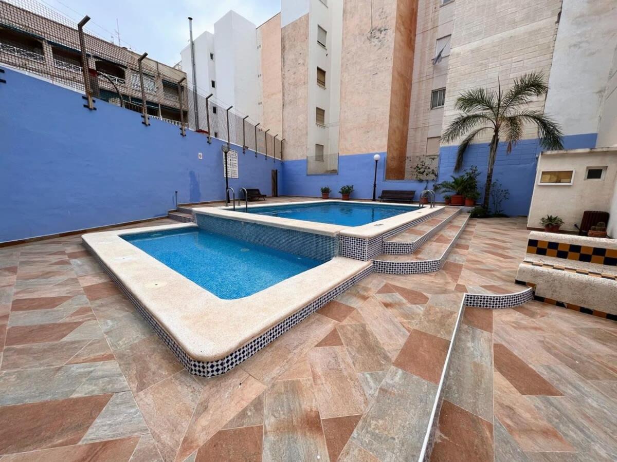 Welcoming Seafront Apartment Tv15 Torrevieja Eksteriør bilde