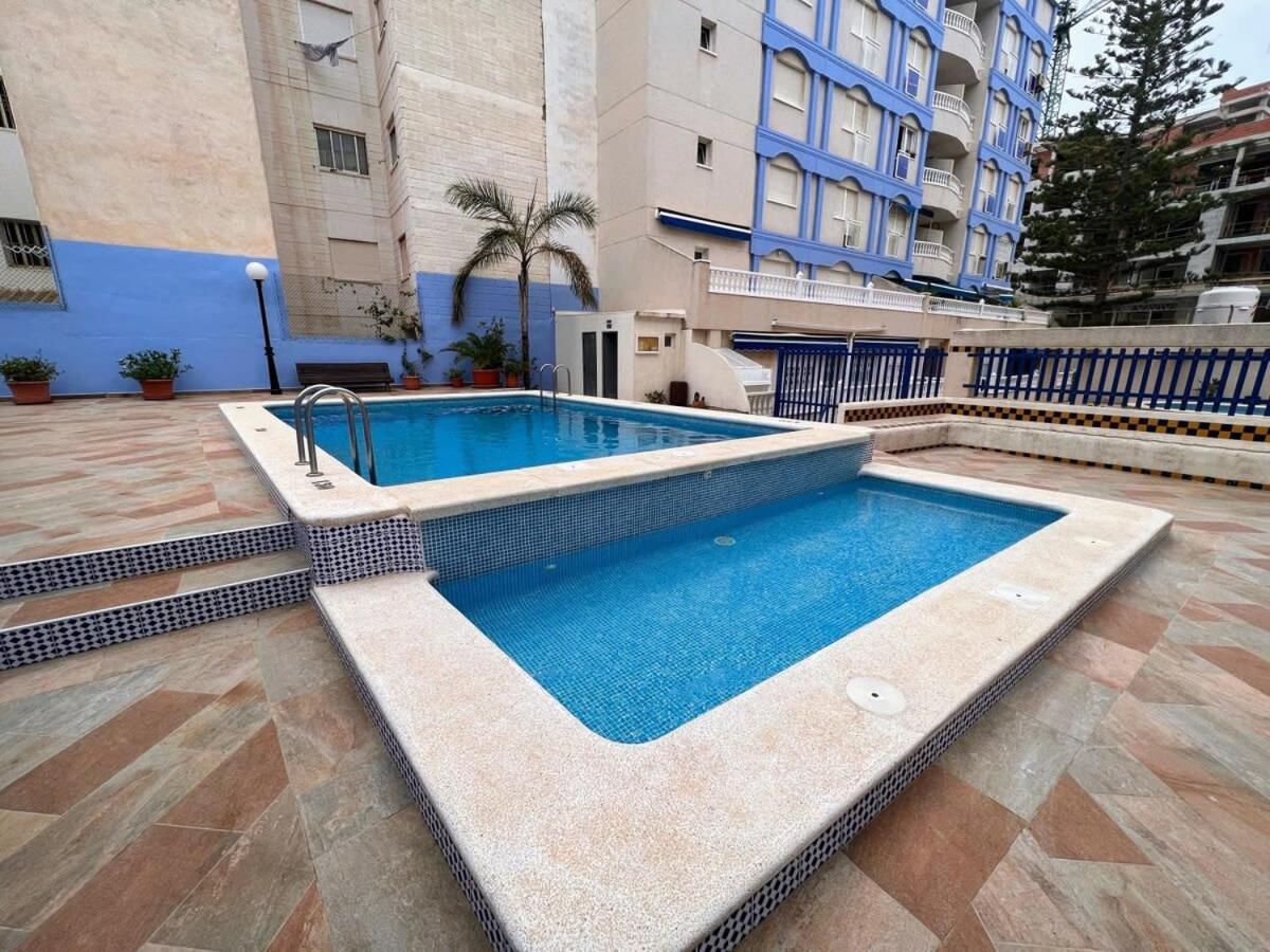 Welcoming Seafront Apartment Tv15 Torrevieja Eksteriør bilde